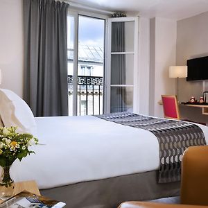 Kamer met een Queen Size Bed